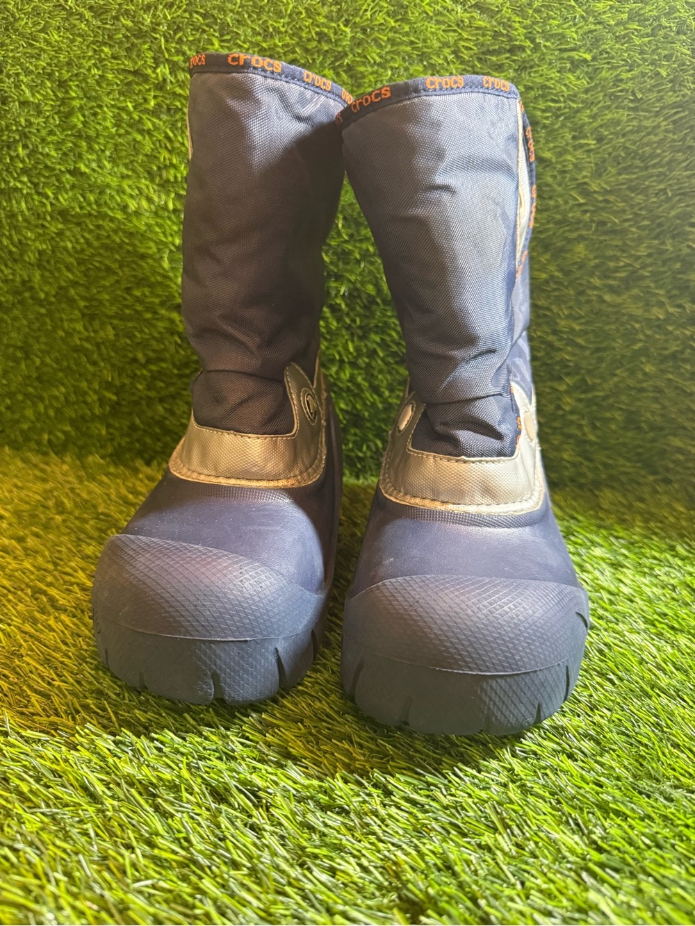 CROCS Navy and Gray youth boys Waterproof Winter Boots 3Y